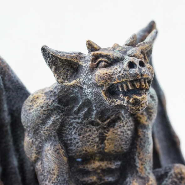 Mythical Realms: Gargoyle