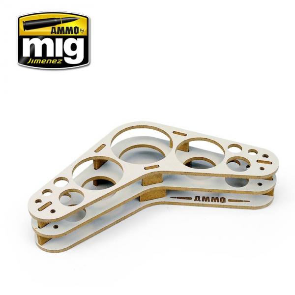 AMMO: Boomerang Painting Organizer