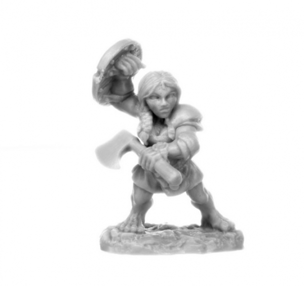 Reaper Bones Classic: Dannin Deepaxe, Female Dwarf