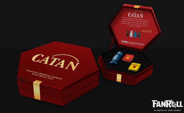 CATAN Premium Robber & Metal Dice Set - Cat's Eye Aquamarine