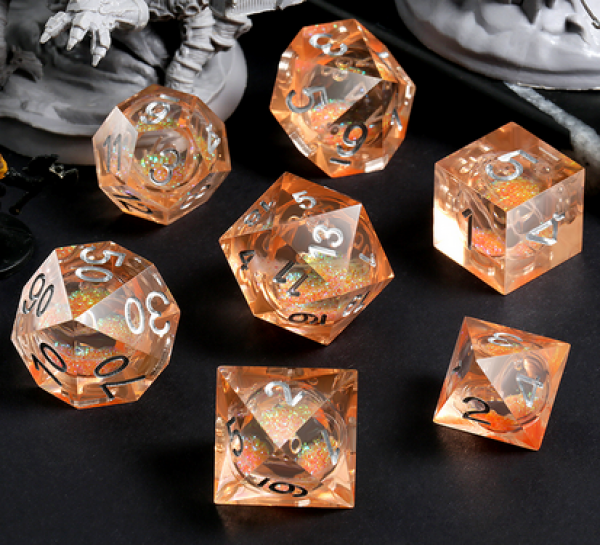 Dice Habit: Liquid Core Dice Set - Peach (7pcs)