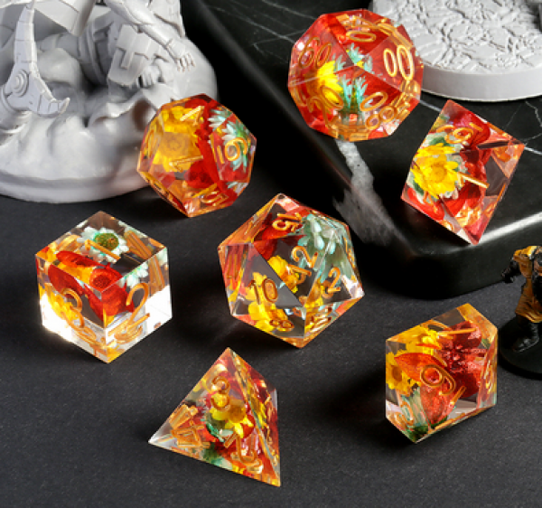 Dice Habit: Sharp Edge Dice Set - Amber (7pcs)