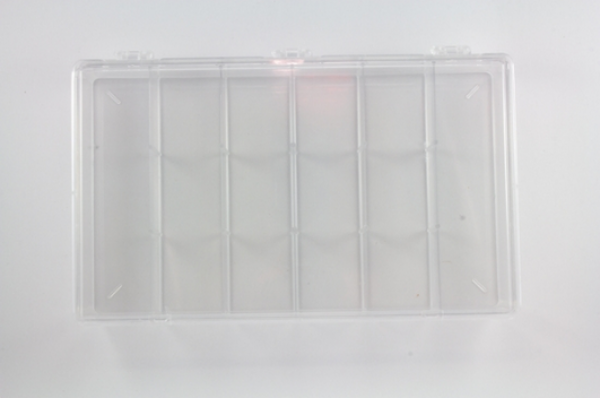 Chessex: Small Sampler 6 Compartments Clear Plastic Storage Container