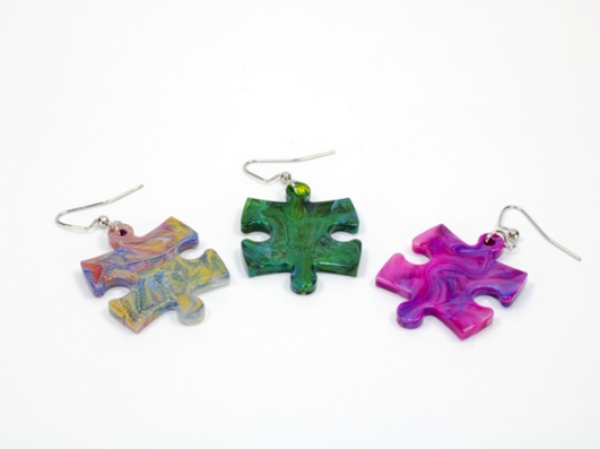 Chessex: Earrings Festive Puzzle Piece Pair (Assorted Colors)