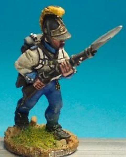 Front Rank Miniatures: AN35 Hungarian Fusilier - In Helmet - Advancing, High Porte (6 figures)