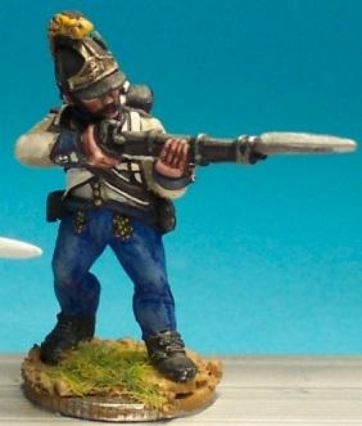 Front Rank Miniatures: AN37 Hungarian Fusilier - In Helmet - Standing Firing (6 figures)