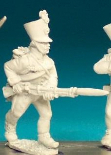 Front Rank Miniatures: AN46 Hungarian Fusilier - In Shako - Advancing, Low Porte (6 figures)