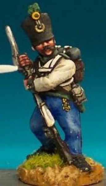 Front Rank Miniatures: AN48 Hungarian Fusilier - In Shako - Loading (6 figures)