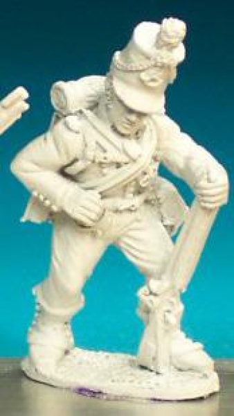 Front Rank Miniatures: BN121 Private Loading (95th Rifles) (6 figures)