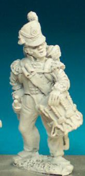 Front Rank Miniatures: BN60 Musician - Belgic Shako - Drummer Standing (6 figures)
