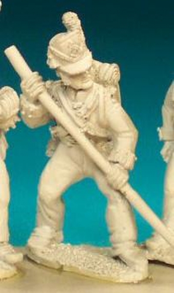 Front Rank Miniatures: BNA11 British Foot Artilleryman Post 1812 - Belgic Shako - Gunner With Handsp