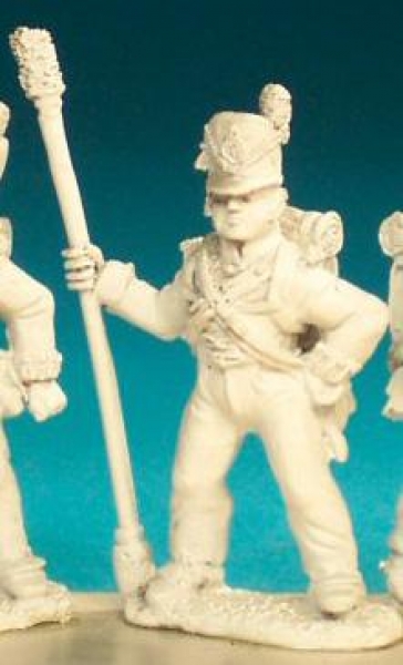 Front Rank Miniatures: BNA9 British Foot Artilleryman Post 1812 - Belgic Shako - Gunner With Ramrod 