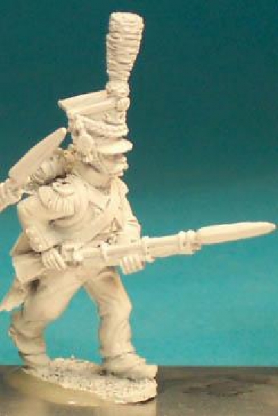 Front Rank Miniatures: DWN11 Voltigeur In Czapka - Duchy Of Warsaw - Advancing Low Porte (6 figures)