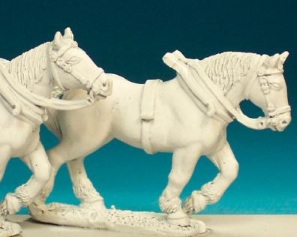 Front Rank Miniatures: EH1B Heavy Draft Horse, Head Down (6 horses)
