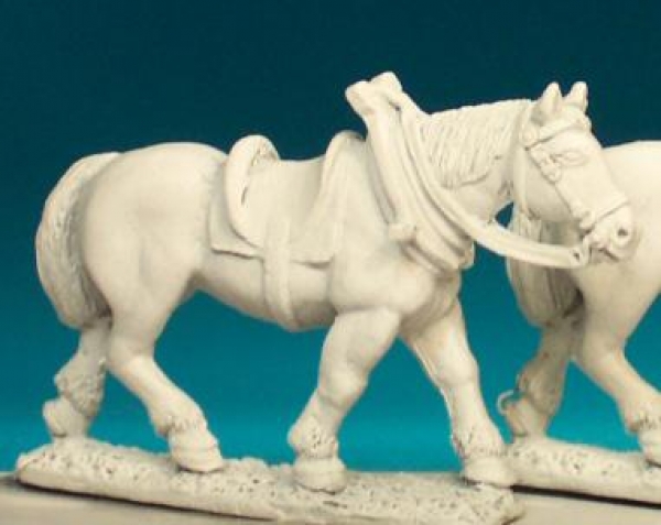 Front Rank Miniatures: EH2A Heavy Draft Horse With Saddle, Head Forward (6 horses)