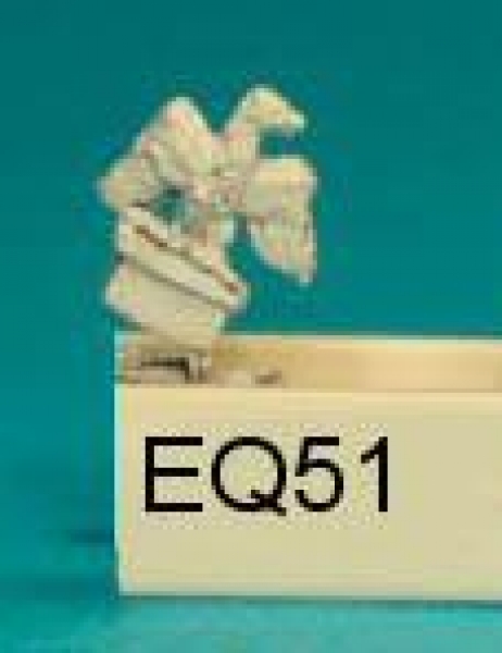 Front Rank Miniatures: EQ51 Equipment - French Eagles With Flag Tops (8)