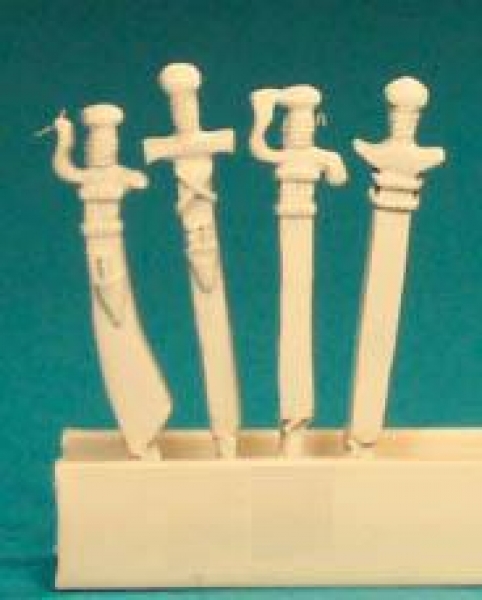 Front Rank Miniatures: EQ58 Swords In Scabbards [8 Per Pack]
