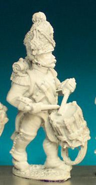 Front Rank Miniatures: FN146 Grenadier Drummer - Advancing, Full Dress And Bearskin (6 figures)