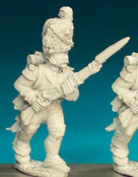 Front Rank Miniatures: FN161 Chasseur - Advancing With:- - Advancing With High Porte, Full Dress And