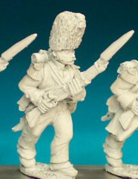 Front Rank Miniatures: FN162 Chasseur - Advancing With:- - Advancing With High Porte, Campaign Dress