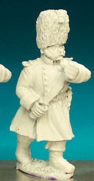 Front Rank Miniatures: FN186 Standard Bearer - Chasseur Standard Bearer, Advancing In Greatcoat And 