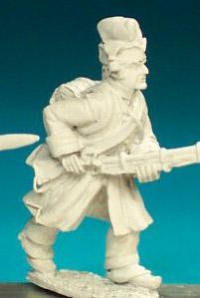 Front Rank Miniatures: FN220 Fusilier - Greatcoat Pre 1812 - Advancing, Low Porte, Bonnet De Police 