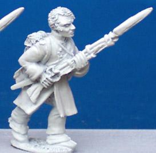 Front Rank Miniatures: FN22 Fusilier (1812-1815) - Advancing Greatcoat, Barehead (6 figures)