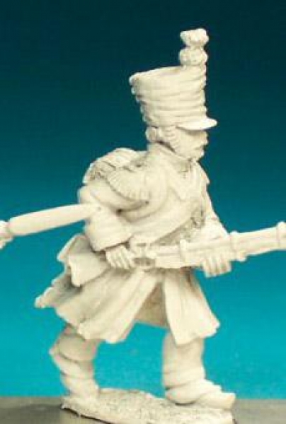 Front Rank Miniatures: FN259 Voltigeur / Grenadier - Greatcoat Pre 1812 - Advancing, Low Porte, Weat
