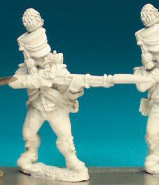 Front Rank Miniatures: FN322 Early Shako With Drooping Side Plume Pre 1806 - Carabinier/Voltigeur St