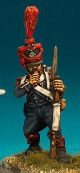 Front Rank Miniatures: FN342 Shako With Upright Plume, Post 1806 - Carabinier/Voltigeur Biting Cartr