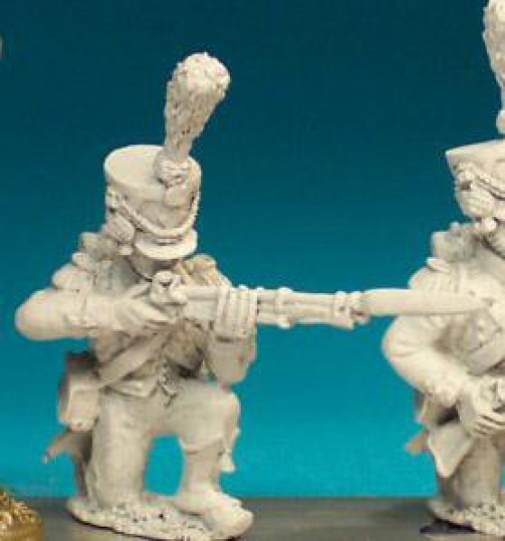 Front Rank Miniatures: FN344 Shako With Upright Plume, Post 1806 - Carabinier/Voltigeur Kneeling Fir