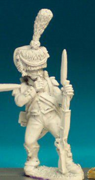 Front Rank Miniatures: FN376 Voltigeur In Colpack - Biting Cartridge (6 figures)