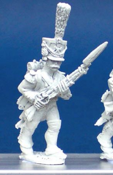 Front Rank Miniatures: FN390 Fusilier Grenadier - In Full Dress - Advancing, High Porte (6 figures)