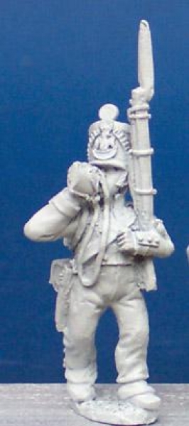 Front Rank Miniatures: FN4 Fusilier (1812-1815) - Marching, Campaign Dress, Drinking From Canteen (6