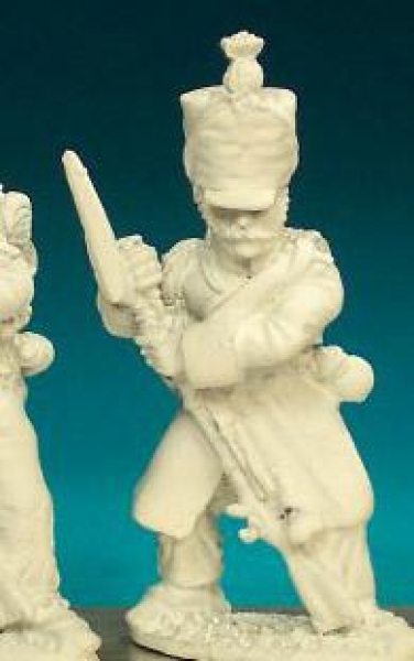 Front Rank Miniatures: FN52 Voltigeur (1812-1815) - Loading, Greatcoat, Weatherproof Shako (6 figure