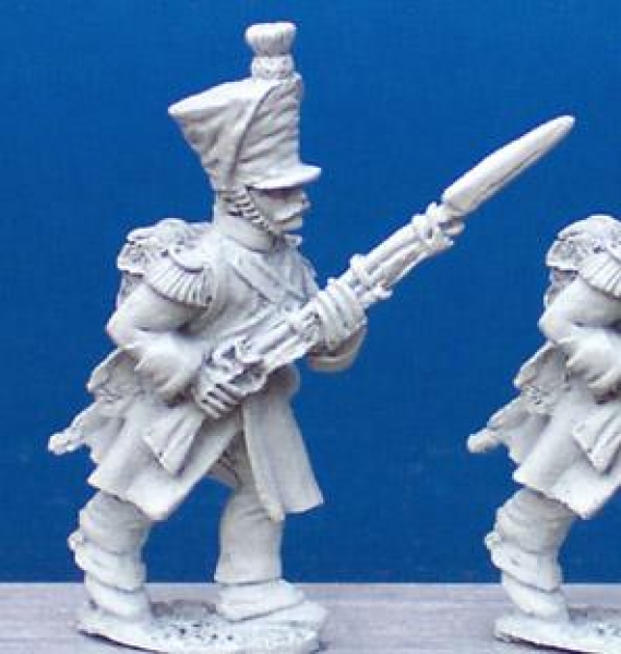 Front Rank Miniatures: FN65 Grenadier (1812-1815) - Advancing, Greatcoat, Weatherproof Shako (6 figu