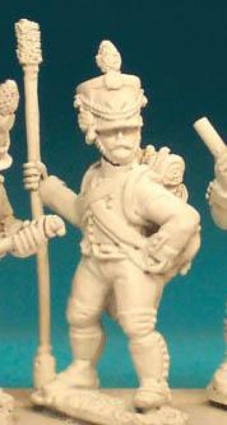 Front Rank Miniatures: FNA2 French Gun Crewman Full Dress Pre 1812 - Gunner With Ramrod (6 figures)