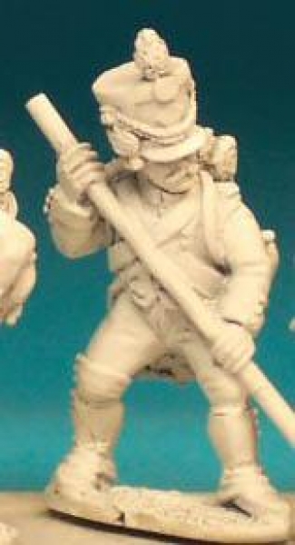 Front Rank Miniatures: FNA3 French Gun Crewman Full Dress Pre 1812 - Gunner With Handspike (6 figure