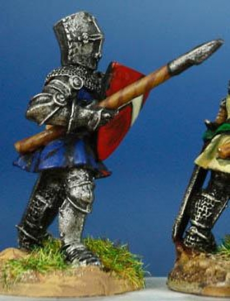 Front Rank Miniatures: HW32 Dismounted Man At Arms - Standing With Short Lance & Shield - Short Surc