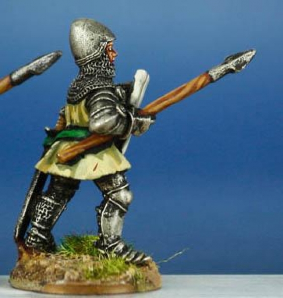 Front Rank Miniatures: HW33 Dismounted Man At Arms - Standing With Short Lance & Shield - Short Surc