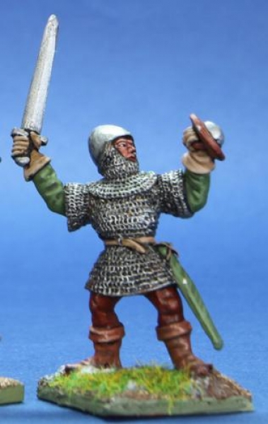 Front Rank Miniatures: HW72 Infantryman With Sword & Buckler - Mail Hauberk & Bascinet (6 figures)