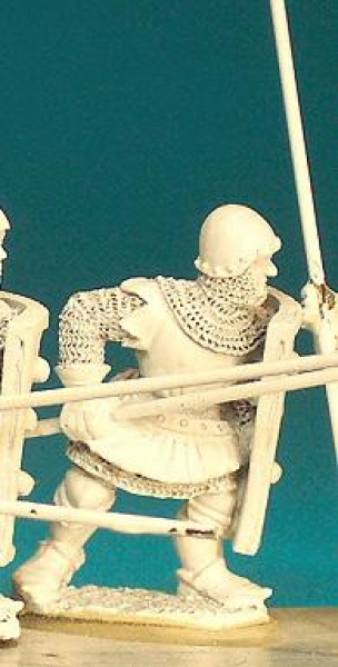 Front Rank Miniatures: HW93 Pavesier In Livery Tunic Standing Holding Spear Forward - Livery Tunic &