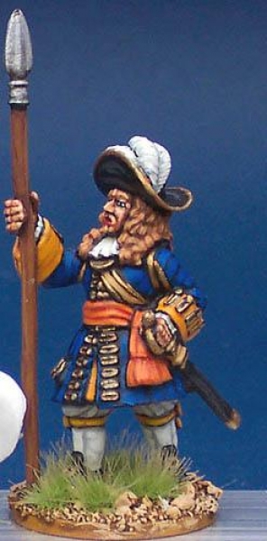 Front Rank Miniatures: LS47 Officer / Std Bearer - Standing Spontoon To Front (6 figures)