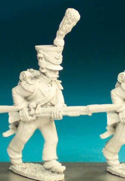 Front Rank Miniatures: NN84 Flanquer - Advancing Low Porte - 2nd Regt In Shako, With Cords And Plume