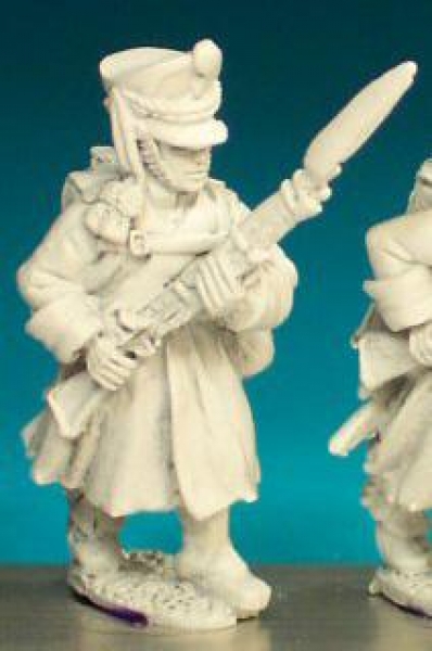 Front Rank Miniatures: RN41 Musketeer / Jager In Greatcoat - Advancing High Porte (6 figures)