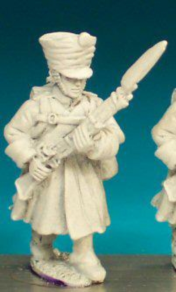 Front Rank Miniatures: RN47 Infantryman In Greatcoat Advancing, High Porte, Covered Shako (6 figures