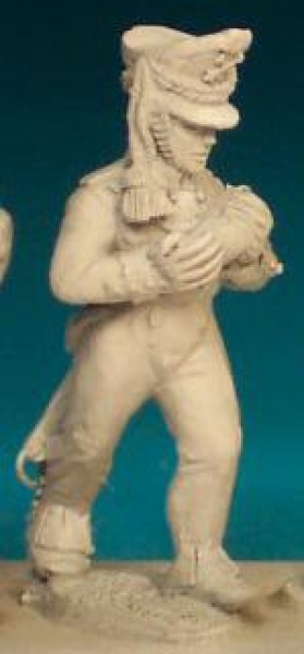Front Rank Miniatures: RNA4 Gun Crewman 1812 - Gunner Carrying Round (6 figures)