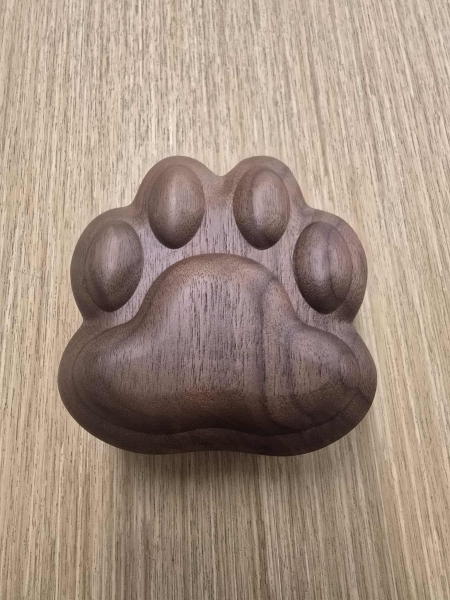 Black Walnut Paw Gaming Accessory Case