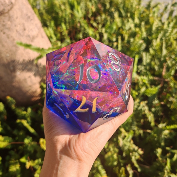 Captured Magic 100mm Chonk D20 - Gilded Storm