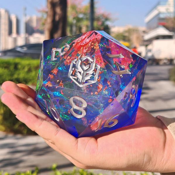Captured Magic 100mm Chonk D20 - Gilded Storm